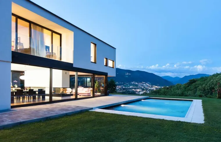 Piscine en béton sur-mesure, Annecy, DECO BETON EXTERIEUR