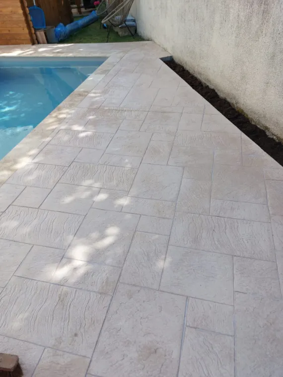 Création d'une terrasse de piscine à Ambérieu-en-Bugey, Annecy, DECO BETON EXTERIEUR